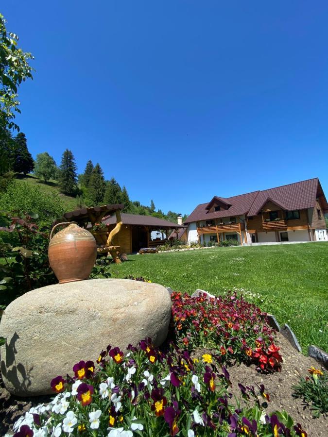 Pensiunea Casa Pancu Ceahlău Exterior foto