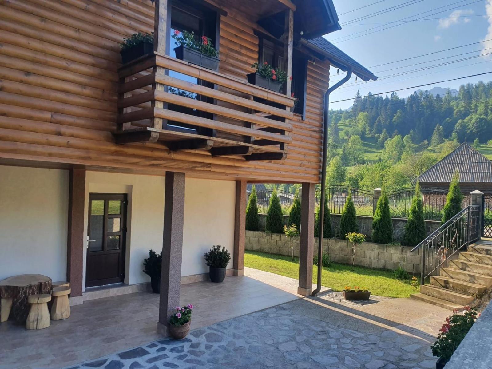Pensiunea Casa Pancu Ceahlău Exterior foto